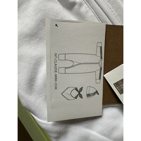 Burberry Claude Mini Check Panel Romper,Hat & Bib Set White 9M 80484071 NWT $300 - Picture 16 of 16